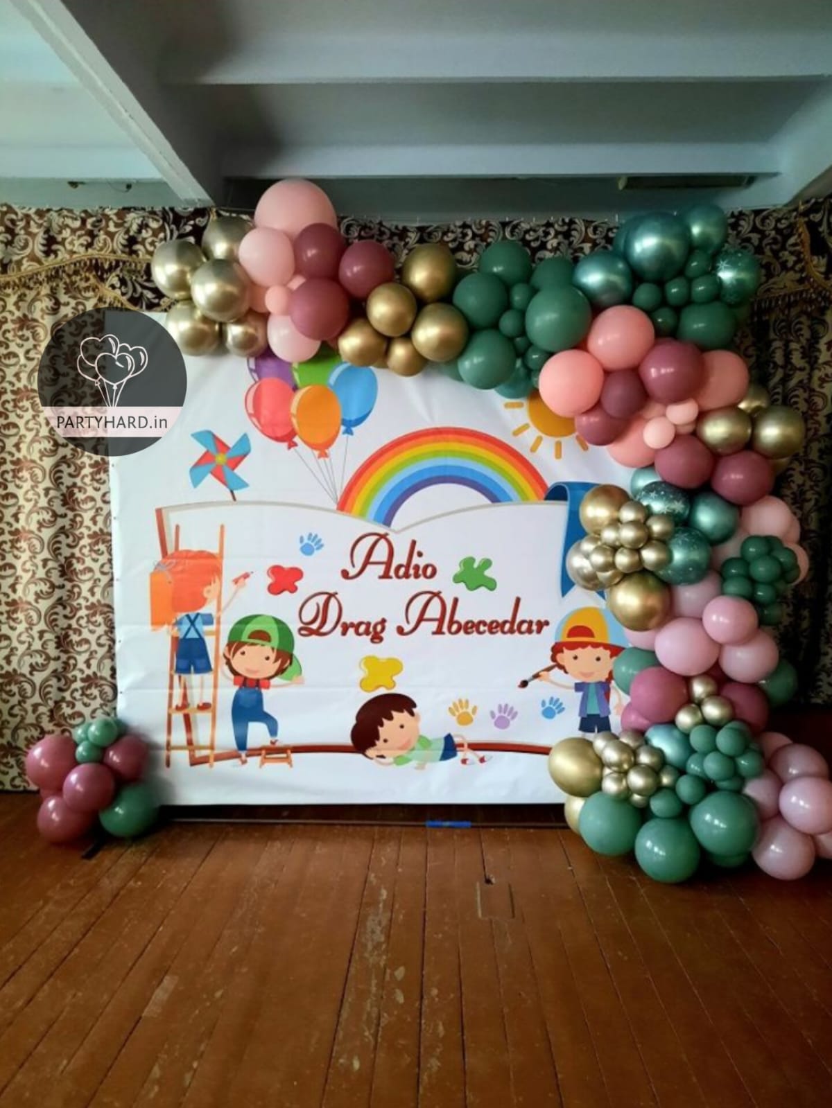 Simple Backdrop Ballon Decor